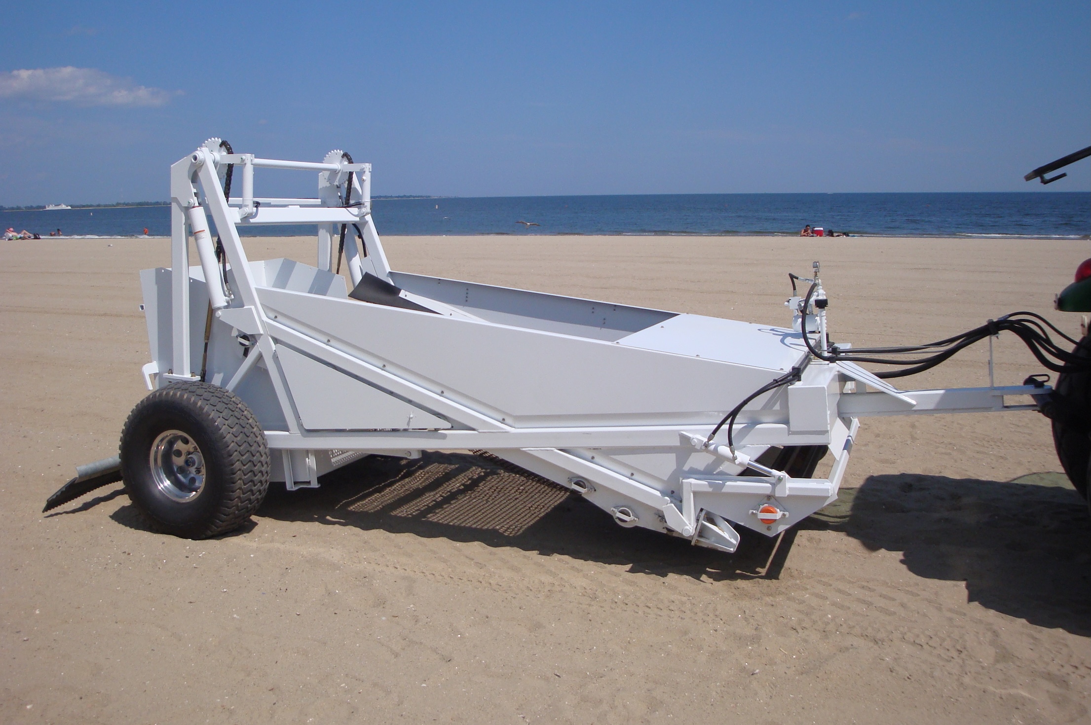 sand sifting beach cleaner
