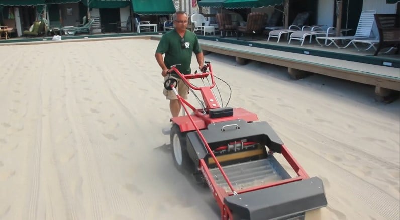 cabana cleaning with sand man 850 sand sifting machine